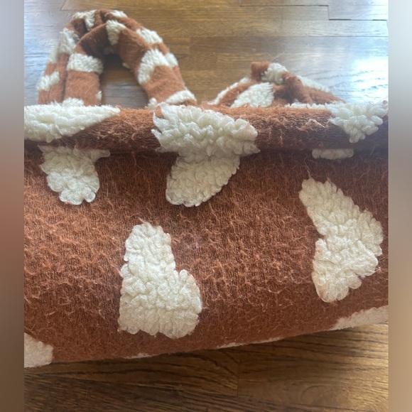 ANTHROPOLOGIE Faux Fur Tote Bag Hearts Shearling Sherpa Boho Cozy. - Picture 16 of 16